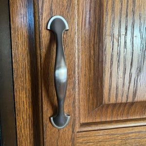 Drawer pulls